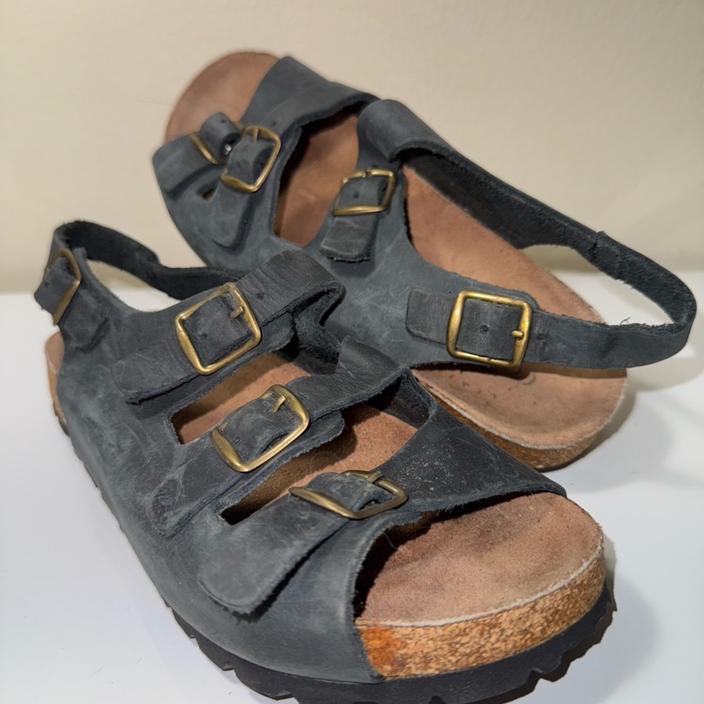 Colorado Woman’s Sandal Leather Dark Grey Shoes Casual Buckle Strap Size 5 NEW